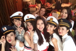 Cơn sốt dùng gậy và muôn vàn kiểu "tự sướng" của giới trẻ