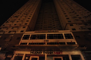 Hà Nội: Trạm biến áp chung cư nổ, không có thiệt hại về người