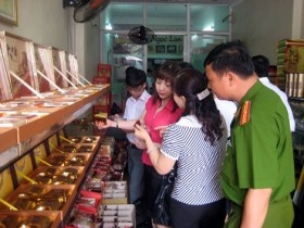 Sắp thanh, kiểm tra nhiều "lò" sản xuất bánh Trung thu