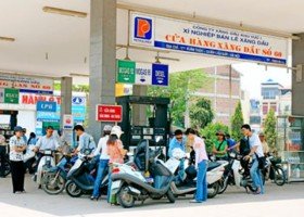 Petrolimex than lãi ít, phải "nghiến răng" làm