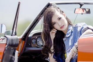Đông Nhi sexy trong MV mới