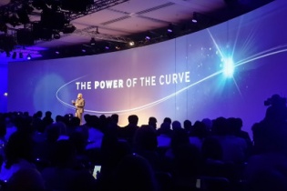 Samsung "cong toàn diện" tại IFA 2014