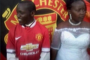 Đám cưới độc  nhất vô nhị của một Fan cuồng M.U