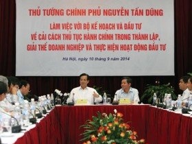 Không thay đổi tư duy bằng kêu gọi, phải luật hóa