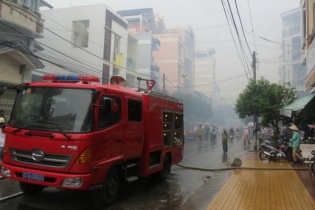 An Giang: Cháy lớn giữa trung tâm thành phố Long Xuyên