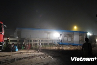 Tai nạn nghiêm trọng ở Nam Định: Tàu hỏa đâm trực diện xe container