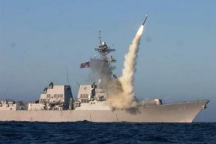 Mỹ không kích IS tại Syria bằng tên lửa Tomahawk