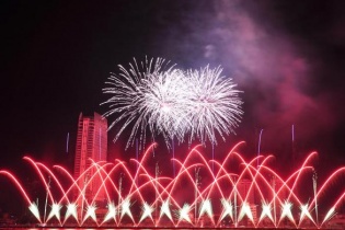 Công bố 5 đội tham gia Cuộc thi pháo hoa quốc tế Đà Nẵng 2015