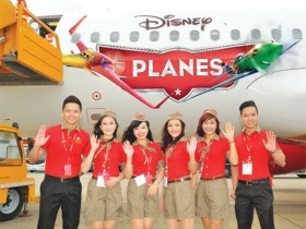Vietjet - "sự cố bikini" và “chú lính chì dũng cảm”