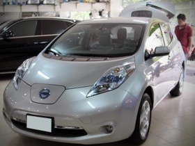 Xe xanh liên tiếp được nhập vào Việt Nam