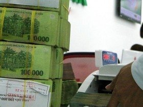 Xử lý nợ xấu: Bơm thêm tiền, tăng thêm quyền cho VAMC?