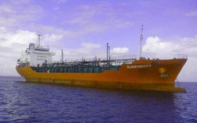 Tàu Sunrise 689 về đến vùng biển Việt Nam