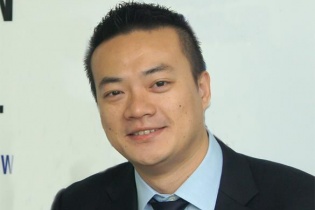 Asus sẽ đầu tư 4 trung tâm bảo hành điện thoại