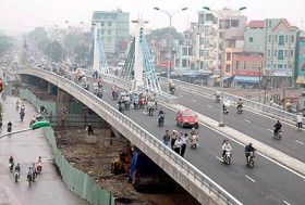 Kiểm soát chặt hạn mức nợ công