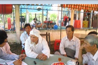 Trò nhẫn tâm tưới xăng thiêu sư phụ 88 tuổi vì cho rằng thấy giấu nghề