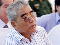 Nguyên ủy viên trung ương bị đề nghị hủy danh hiệu anh hùng