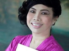Bà Thái Hương và hộp sữa tặng cựu tổng thống