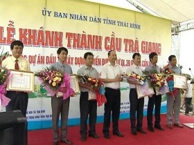 Thái Bình khánh thành cầu Trà Giang vượt sông Trà Lý