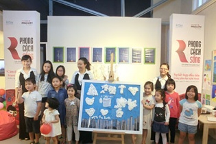 Sự kết hợp lần đầu tiên trong giáo dục nghệ thuật