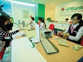 Hạ lãi suất, tín dụng hết ngủ đông