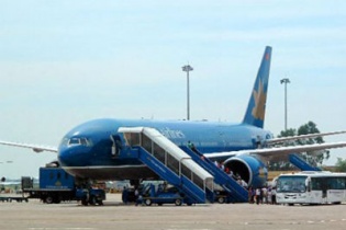 Nam hành khách Úc gây rối trên máy bay Vietnam Airlines