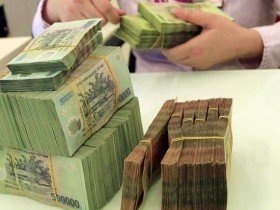 Chênh lệch lãi suất huy động và cho vay vẫn cao