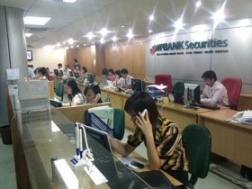 Cổ phiếu trở lại xu hướng tăng dài hạn