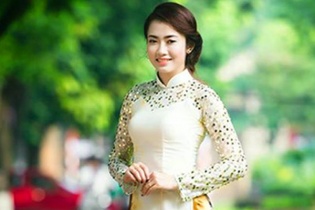 Á khôi xinh đẹp người Lào, giỏi 3 ngoại ngữ nổi tiếng trường Dược