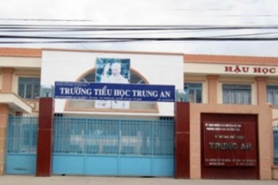 Cô giáo tự tử tại phòng hiệu trưởng do bị phân công sai