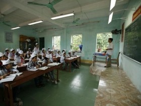Nhà giáo với chuyện sách giáo khoa
