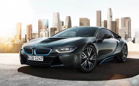 Khách mua BMW i8 phải chờ 18 tháng mới được nhận xe