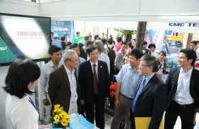 Khai màn Internet Day 2014