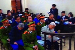 Phúc thẩm bầu Kiên: Các luật sư bào chữa cho thân chủ