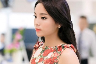 Tân hoa hậu Nguyễn Cao Kỳ Duyên trở về Hà Nội