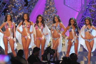 Tại sao cuộc thi Hoa hậu Thế giới bỏ phần thi bikini?