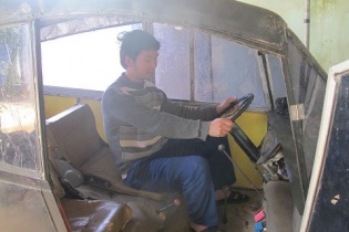 "Siêu xe" chế của hai lúa xứ Nghệ