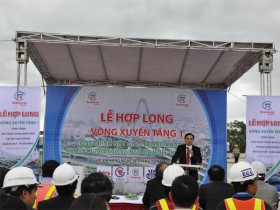 Hợp long vòng xuyến nút giao thông Ngã ba Huế - Đà Nẵng