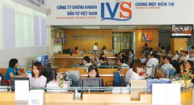 Mong dòng tiền lớn thức giấc