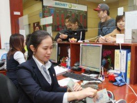 BAOVIET Bank tặng vàng cho khách gửi tiết kiệm