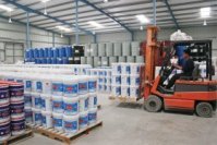 “Cuộc chiến” trên những mét tường!