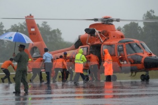 26 tàu hải quân và 14 máy bay tham gia tìm kiếm máy bay QZ8501