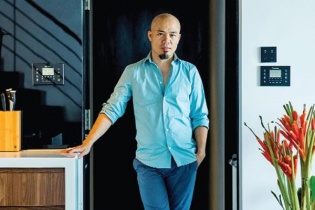 Nhạc sĩ Huy Tuấn và sở thích nhà thông minh