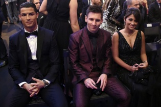 Quả bóng vàng FIFA 2014: Ronaldo vượt mặt Messi và thủ môn Neuer