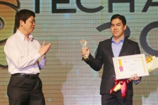 Galaxy Note 4 là điện thoại xuất sắc nhất năm