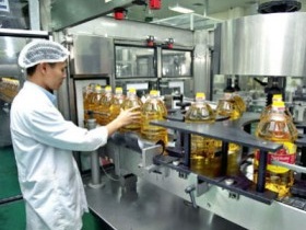 Cơ sở sản xuất dầu ăn phải tách được chất có hại