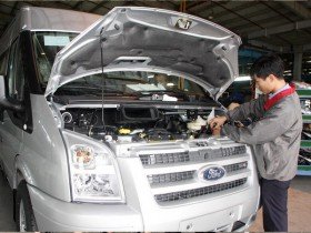 Giáp Tết, doanh số tiêu thụ ô tô tăng mạnh