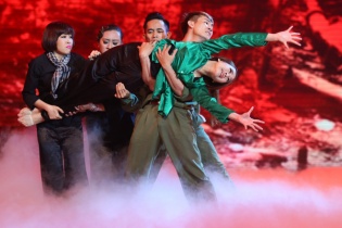 Chi Pu và Geogri là cặp đôi xuất sắc nhất trong đêm nhờ khán giả