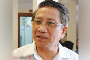 Các nhà thơ, nhà văn sẽ kiện NXB: Chủ biên SGK nói gì?