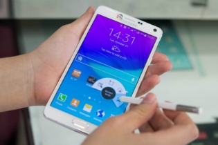 Điểm danh những smartphone cao cấp hỗ trợ 2 SIM
