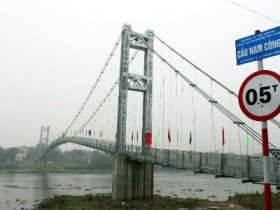 Bộ GTVT khánh thành cầu treo Nam Công